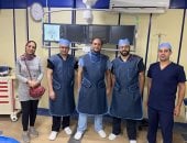 الفريق الطبي الذى نجح في إجراء العملية