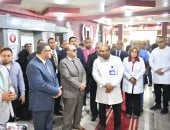 محافظ قنا يشهد تسليم أجهزة طبية كتبرع لدعم المنظومة الصحية
