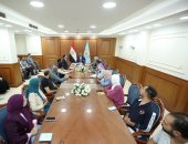 محافظ كفر الشيخ يستمع إلى مشروعات طلاب وخريجي الجامعة