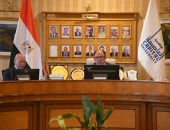 مجلس جامعة العاصمة ومحافظ القاهرة