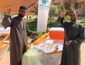 جانب من توجه الصيادين لتسلم المركب الجديد
