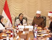 رئيسة المجلس القومي للمرأة ووزير الأوقاف يبحثان تعزيز التعاون المشترك
