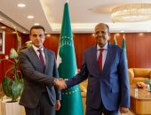 رئيس مفوضية الاتحاد الافريقي يستقبل سفير مصر لدى اثيوبيا