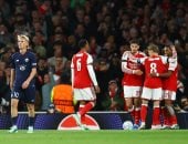 أرسنال يستضيف إيفرتون لمواصلة مطاردة مانشستر سيتي في الدوري الإنجليزي