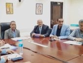جامعة أسوان تناقش تطوير إدارة المخلفات والتدريب على مواجهة الحرائق