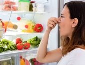  حيل للتخلص من روائح الثلاجة الكريهة