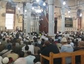 الآلاف يؤدون صلاة الجمعة بمسجد السيد أحمد البدوي بطنطا