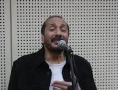 على الحجار 