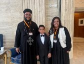 مارتيروس مينا مع والدته