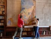 اكتشاف رسومات جدارية للفنان  أوديلون ريدون