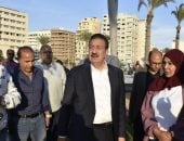 محافظ بورسعيد يتابع ميدانياً تطوير ميدان الشهداء