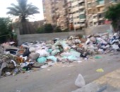 "واتس آب اليوم السابع".. بالفيديو: مقلب قمامة بجوار مسجد بدار السلام
