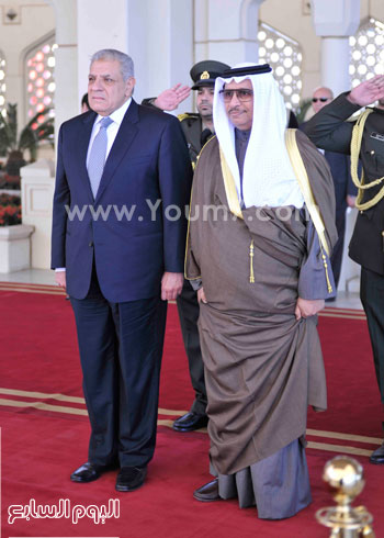 محلب يتحدث إلى رئيس وزراء الكويت