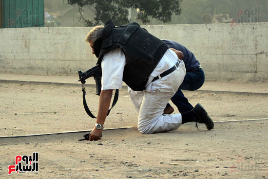 الشهيد اللواء نبيل فراج أثناء مشاركته فى عملية تطهير كرداسة من الإرهاب