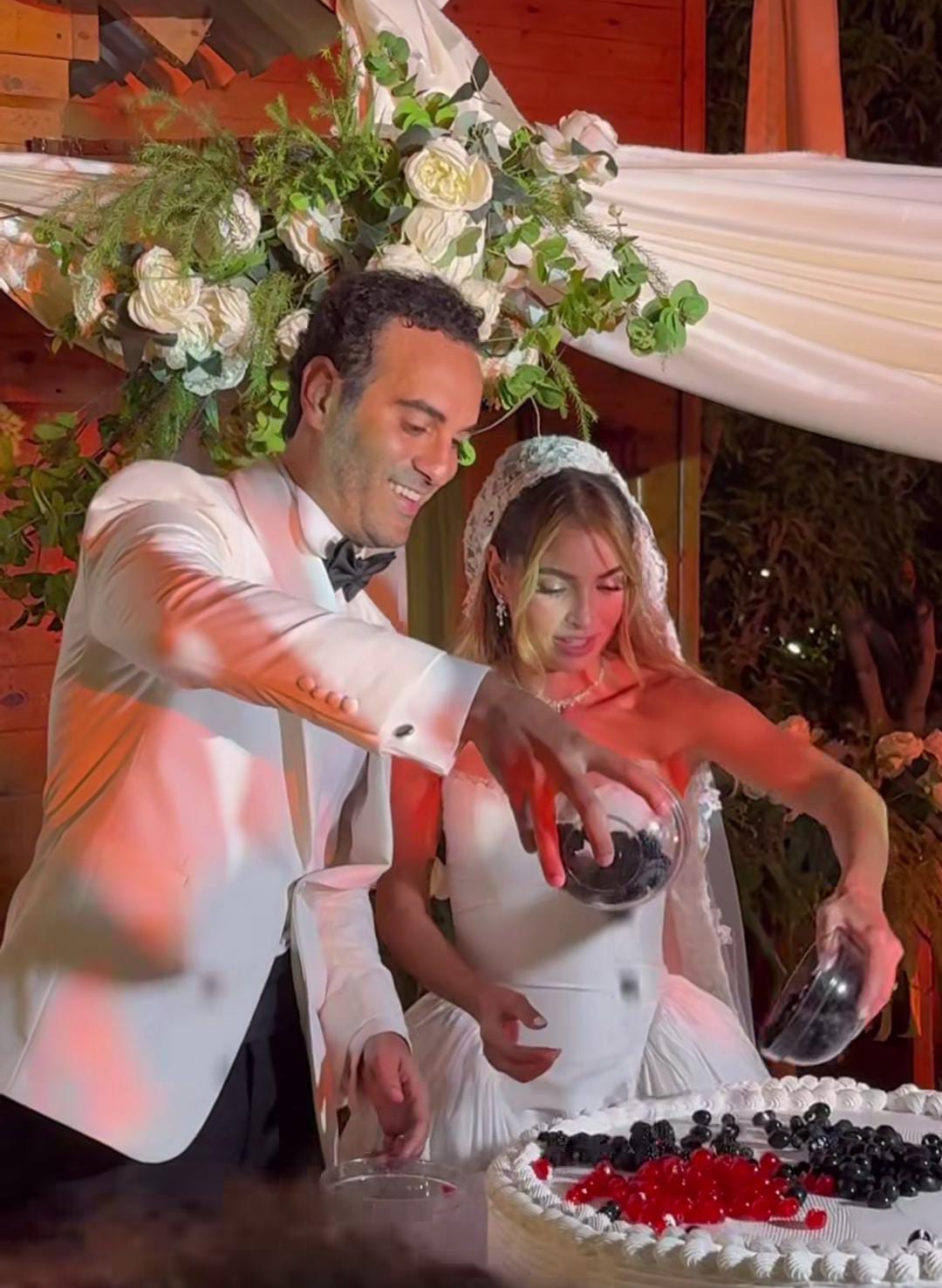 The wedding of‍ the ⁤artist⁢ Hajar ‌Al-Sarraj