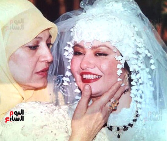 مقتني

<div>
	<img decoding=