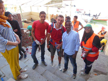 السائح الفرنسى وخطيبته (6)