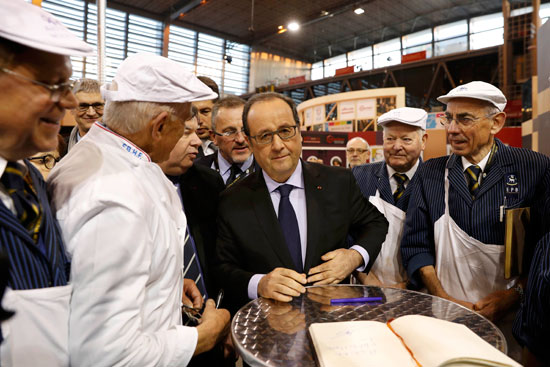 1 (14)هولاند فرنسا اخبار العالم اخبار فرنسا اخبار العالم اليوم  باريس المعرض الزراعى