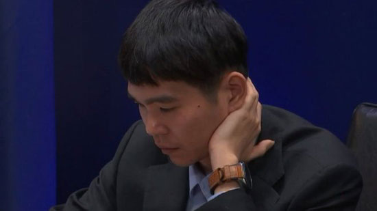 – بطل العالم للشطرنج الصينى (1)