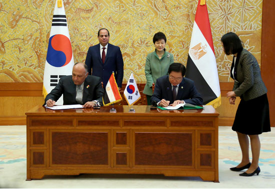 مباحثات مصريه كورية جنوبية زيارة السيسى فى كوريا  (12)