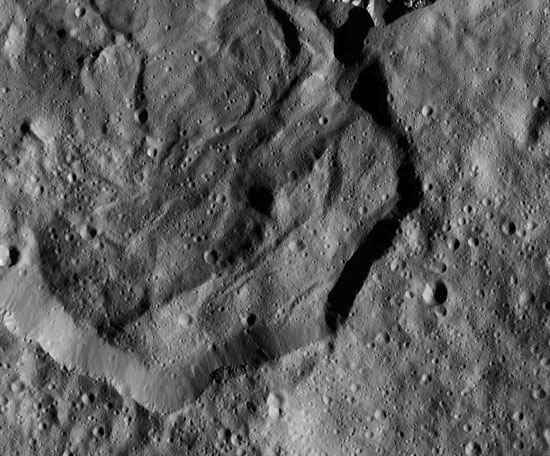  كوكب سيرس (7)