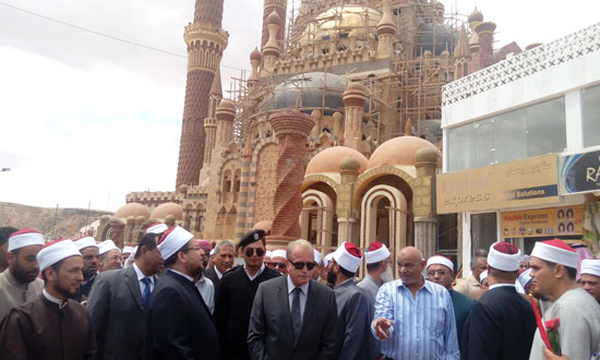 وزير الاوقاف يتفقد مسجد الصحابة بشرم الشيخ (5)