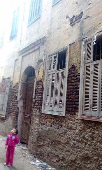 ازالة المبانى الآيلة للسقوط بفوه بكفر الشيخ (2)