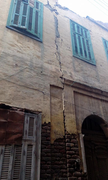 ازالة المبانى الآيلة للسقوط بفوه بكفر الشيخ (9)