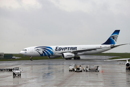 الطائرة المصرية المنكوبة بمطار شارل ديجول (2)