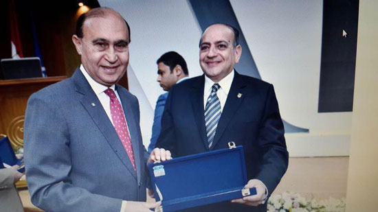 مميش-يكرم-عميد-طب-القناة-الأسبق-(3)