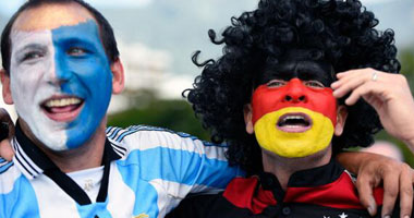 جماهير المانيا والأرجنتين "أيد واحدة" ضد التعصب