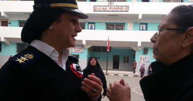 الشرطة النسائية تشارك فى تأمين انتخابات الرئاسة بعد استفتاء 2024