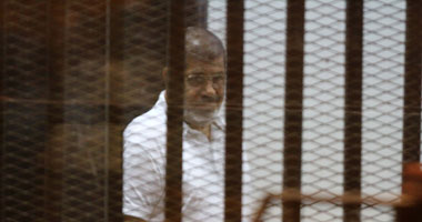 ننشر تفاصيل لقاء مرسى بدفاعه بقضية الاتحادية.. المعزول يصر على عدم اختصاص المحكم