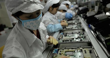 مصنع فوكسكون يوظف مزيدا من العمال ويرفع الأجور لتلبية طلبات آى فون6
