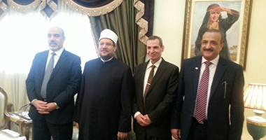 السعودية تعلن الطوارئ استعدادا لتفويج 3 ملايين حاج لـ"عرفات" غدا.. وزير الأوقاف باكيا: مصر هى القلب النابض للعروبة والإسلام.. وإخطار البعثات للإبلاغ عن الحالات المشتبه بإصابتها بـ"الكورونا"