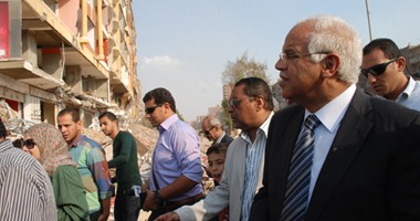 محافظ القاهرة يتابع إزالة 4 عقارات مخالفة بمنطقة المسلة