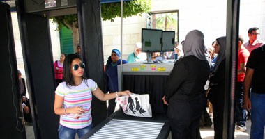 إجراءات أمنية مشددة وانتظام الدراسة فى جامعتى القاهرة وعين شمس