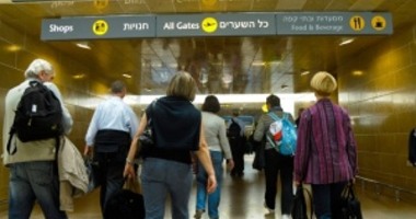 إسرائيل ليست أرض الميعاد.. تزايد معدلات الهجرة من "تل أبيب".. 16 ألفا يغادرون بـ2011.. و65% زيادة بعدد المُتخلين عن جنسيتهم للخجل من الدولة العبرية.. و70% من أبناء يهود الخارج لا يتعاطفون مع الصهيونية