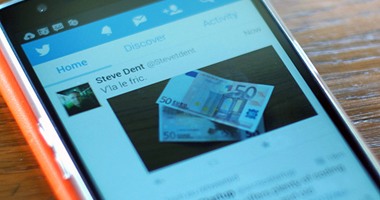"تويتر" يقلد "فيس بوك" ويتيح لمستخدميه تحويل الأموال فى فرنسا