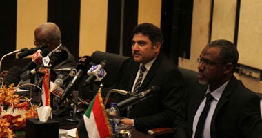 وزير المياه السودانى: الاجتماع الثلاثى سيصل لاتفاق يرضى جميع الأطراف