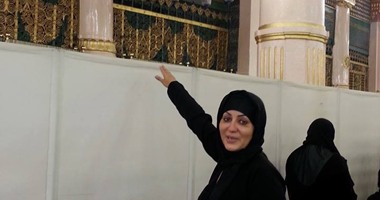 وزارة الحج والعمرة السعودية تعلن عن قرار هام حول زيارة قبر الرسول من قبل النساء