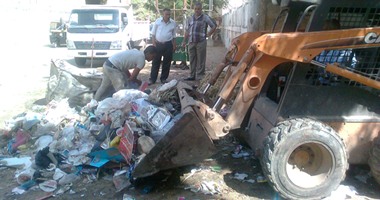حملة نظافة بمنطقة التقسيم السياحى بمدينة القناطر الخيرية بالقليوبية