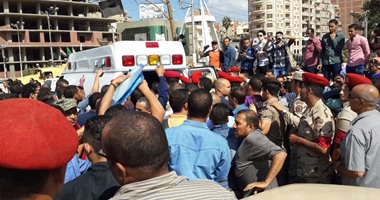 الآلاف يشيعون جثمانى شهيدى سيناء بالدقهلية فى جنازة عسكرية مهيبة