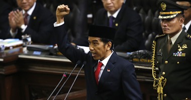 رئيس إندونيسيا يؤجل توقيع قانون يعاقب منتقدى البرلمان