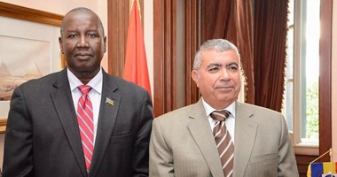 محافظ الإسكندرية يستقبل سفير جنوب السودان لبحث التعاون بين البلدين