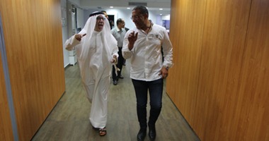 بالصور.. رئيس"الصحفيين الإماراتيين"يشيد بـ"المقر الجديد" لليوم السابع
