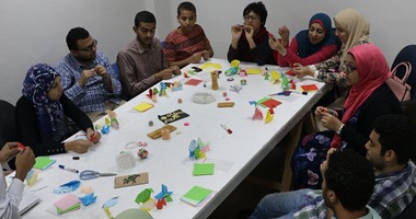 بالصور.. "فاب لاب مصر" تنظم ورشة لتعليم فن الأوريجامى