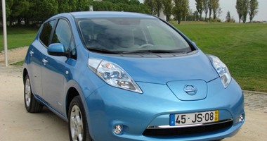 ارتفاع مبيعات سيارة "نيسان ليف" الكهربائية فى أوروبا