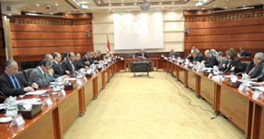 "الوزراء": توفير التمويل لحماية المدنيين بالمنطقة المحددة فى سيناء