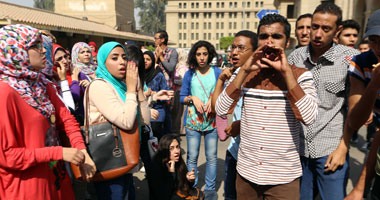 طلاب آثار القاهرة ينهون تظاهرهم بعد الاشتباك مع الأمن الإدارى